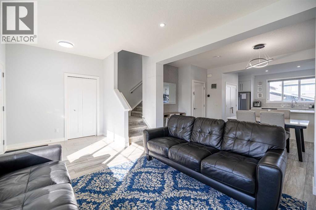 340 Chelsea Passage, Chestermere, Alberta  T1X 2P5 - Photo 6 - A2262465