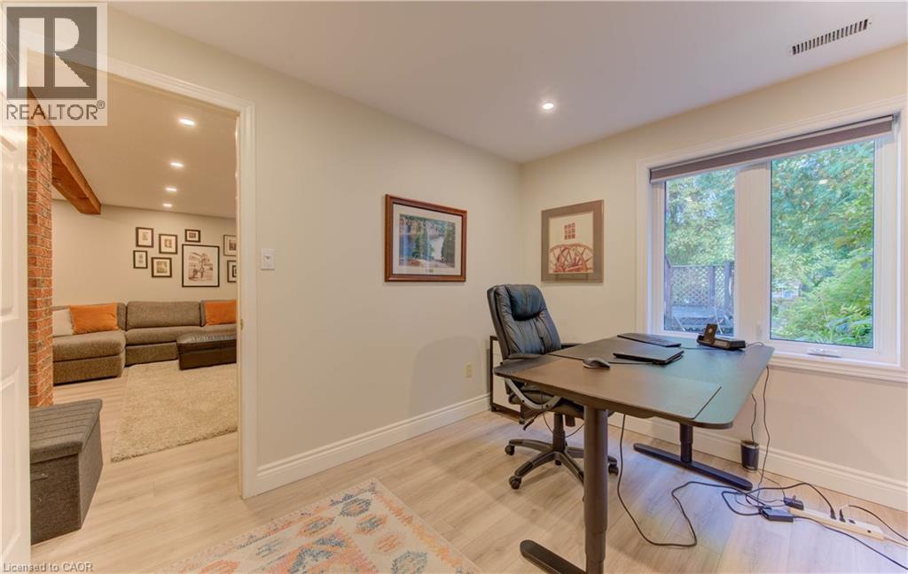 101 Mccrae Place, Waterloo, Ontario  N2T 1C6 - Photo 30 - 40784647