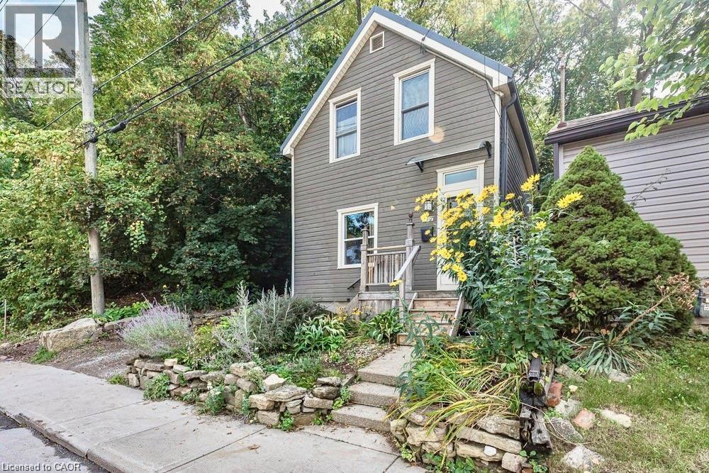 210 Charlton Avenue E, Hamilton, Ontario  L8N 1Z1 - Photo 1 - 40784669