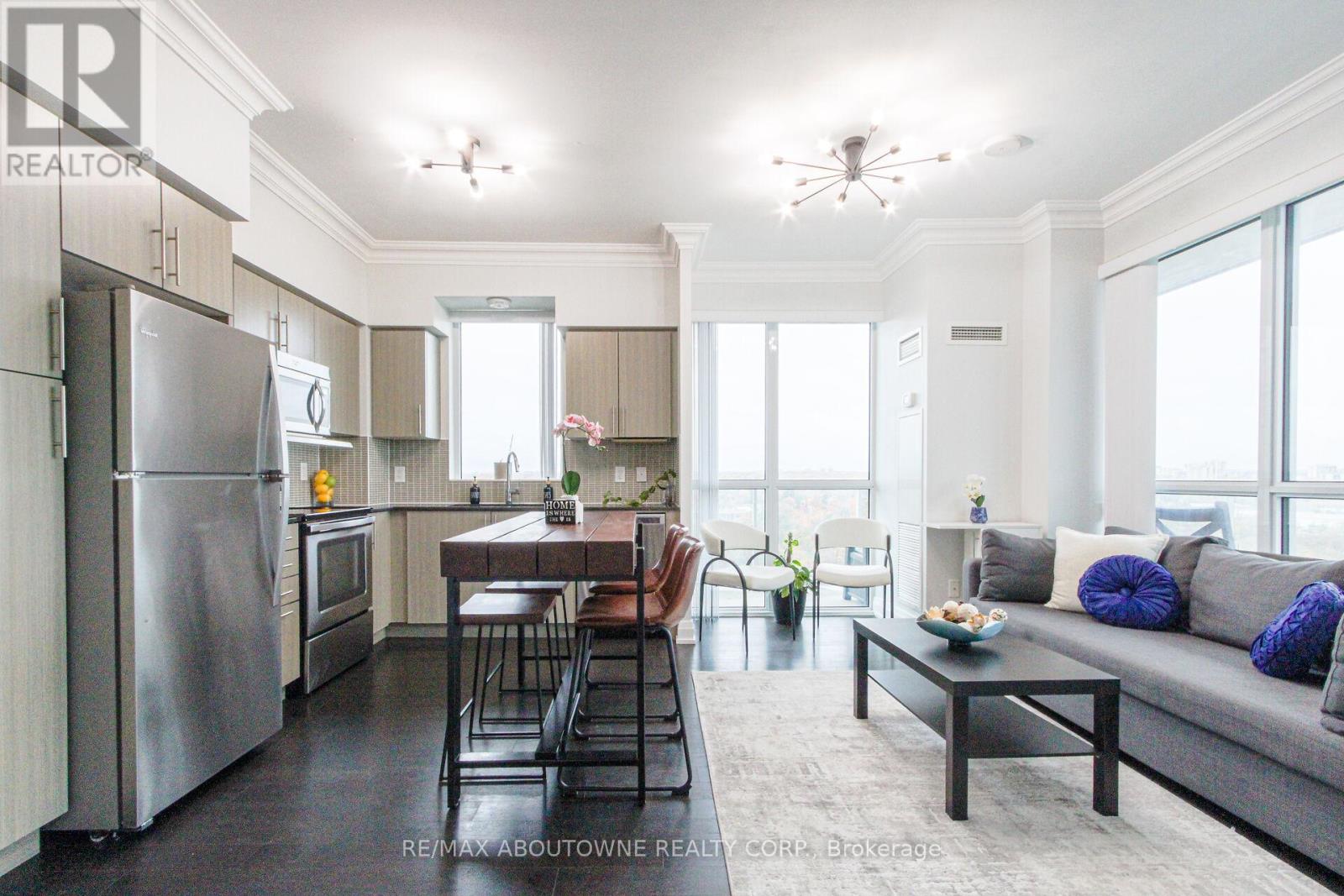 1503 - 65 Speers Road, Oakville, Ontario  L6K 0J1 - Photo 12 - W12495206