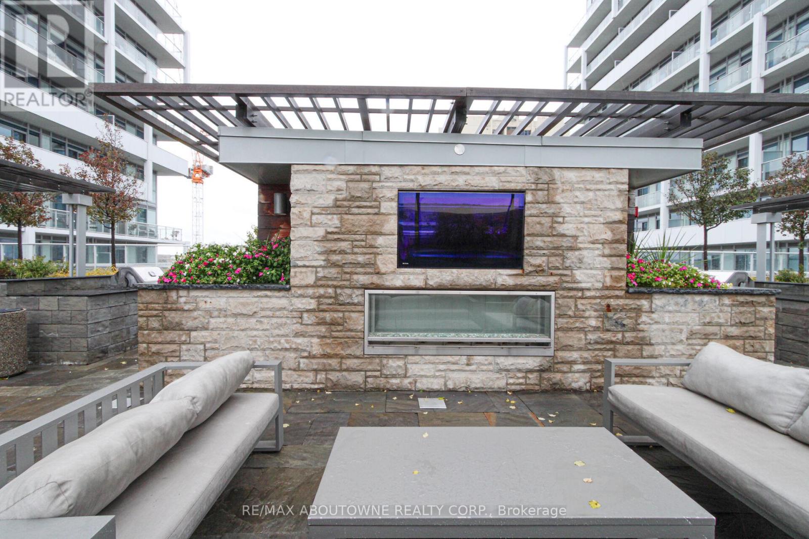 1503 - 65 Speers Road, Oakville, Ontario  L6K 0J1 - Photo 44 - W12495206