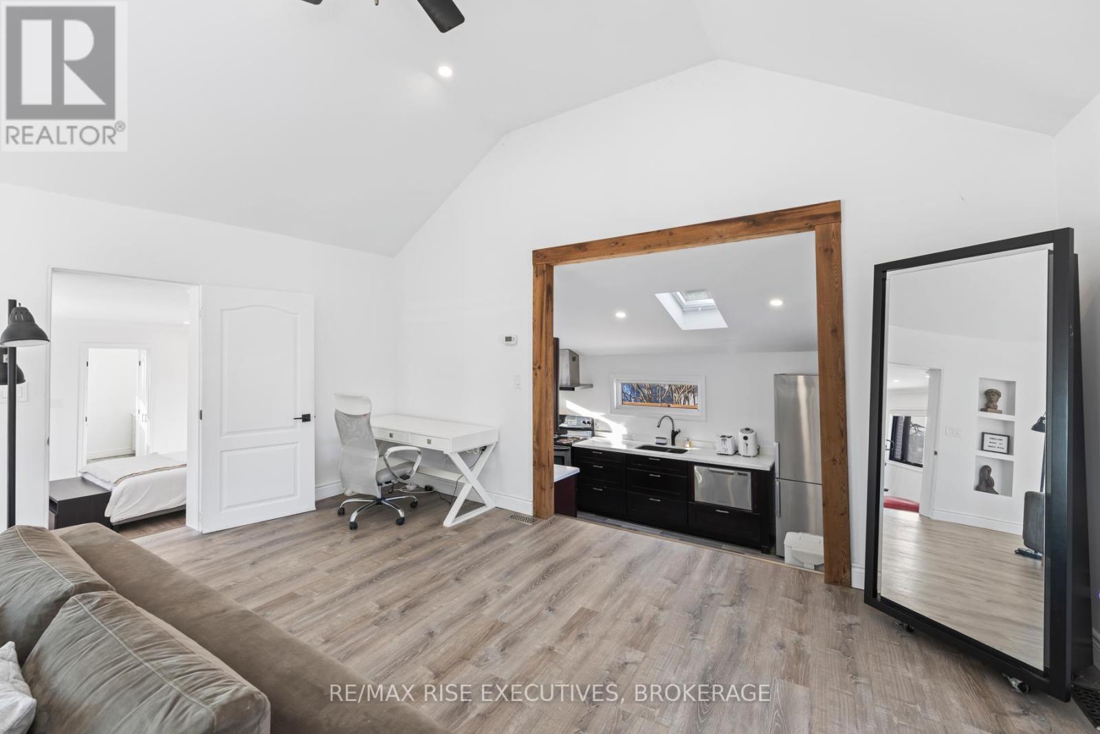 10 Greer Street, Kingston, Ontario  K7K 2V9 - Photo 11 - X12495606