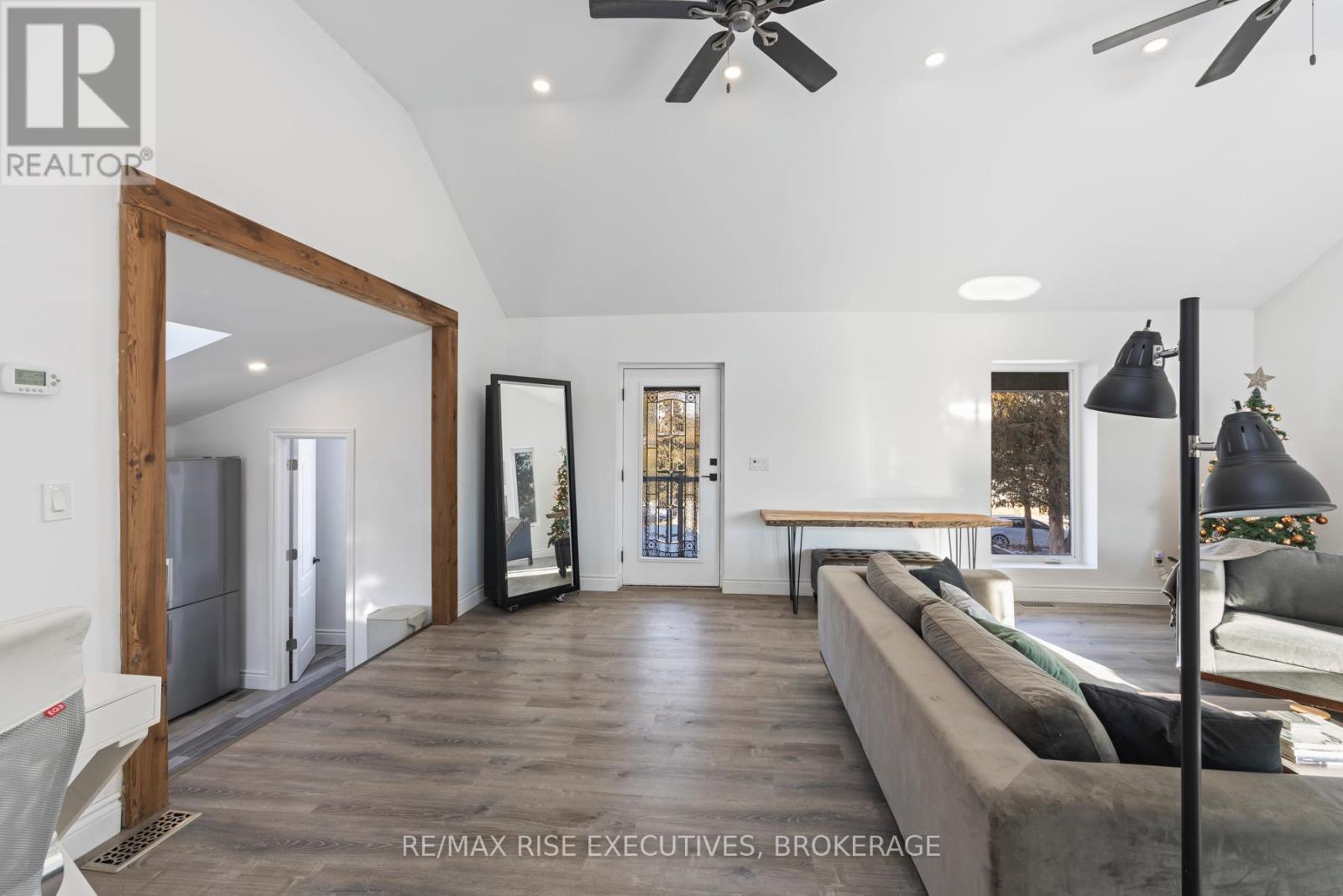 10 Greer Street, Kingston, Ontario  K7K 2V9 - Photo 12 - X12495606