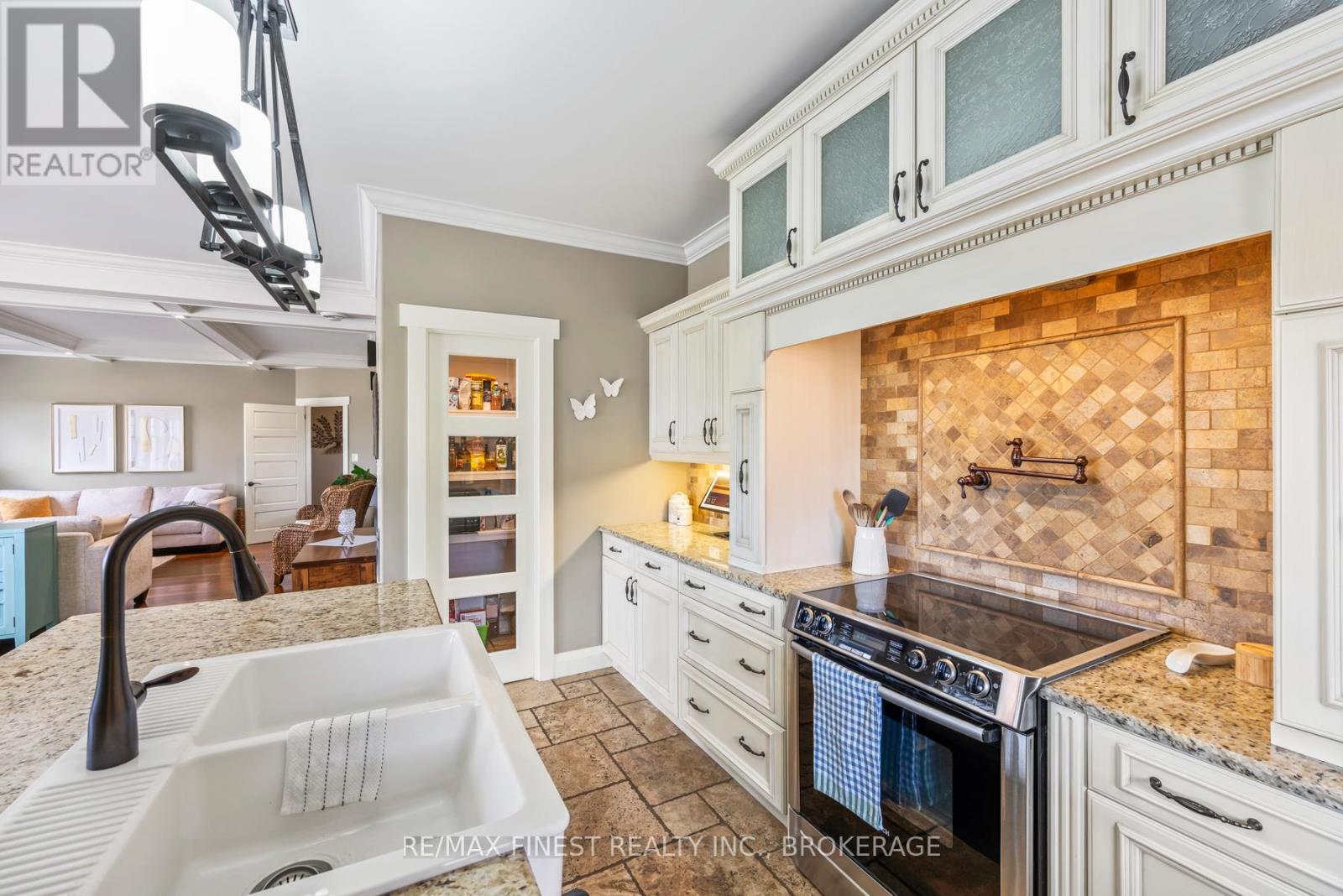 1247 Millhaven Road, Loyalist, Ontario  K0H 2H0 - Photo 37 - X12495656