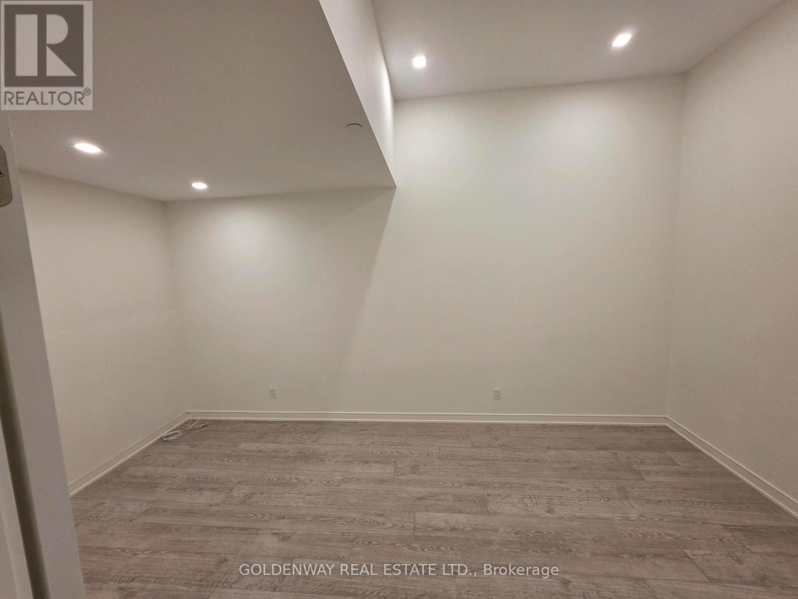 505 - 88 Scott Street, Toronto, Ontario  M5E 0A9 - Photo 9 - C12495270