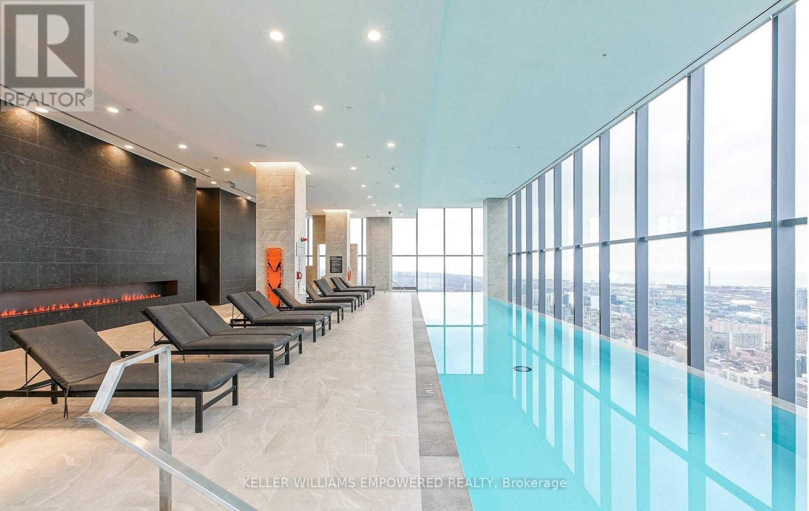 2109 - 7 Grenville Street, Toronto, Ontario  M4Y 0E9 - Photo 3 - C12495316