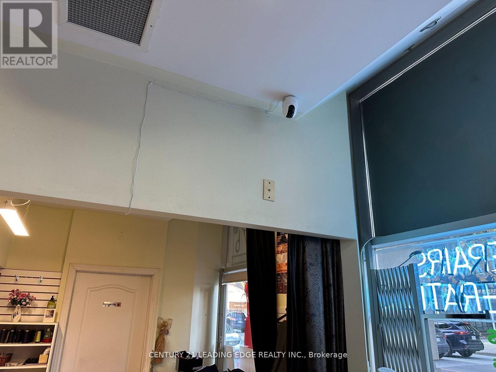 #6 & #7 - 840 Church Street, Toronto (Rosedale-Moore Park), Ontario  M4W 3Y5 - Photo 6 - C12495318