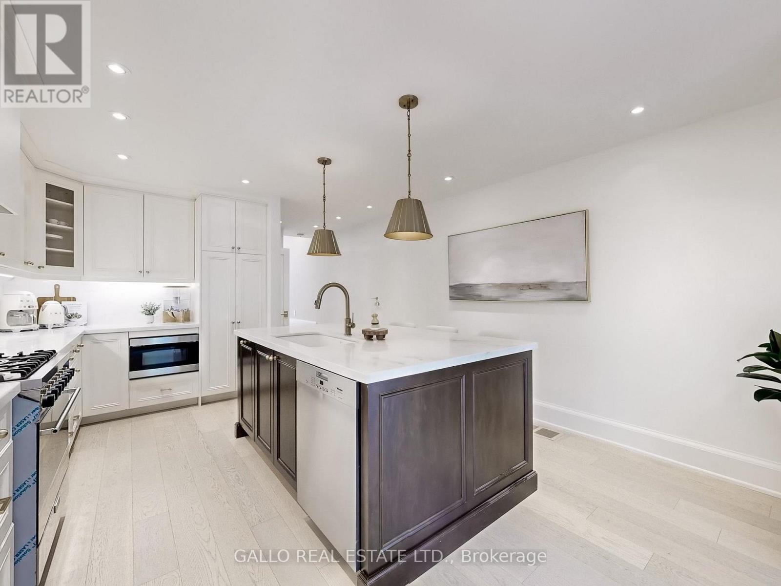 46 Mcgill Street, Toronto, Ontario  M5B 1H2 - Photo 16 - C12495330