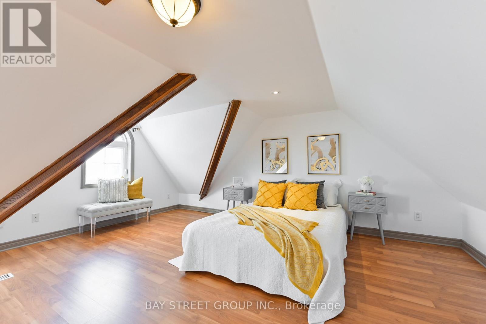 40 Holland Park Avenue, Toronto, Ontario  M6C 1M3 - Photo 14 - C12495340