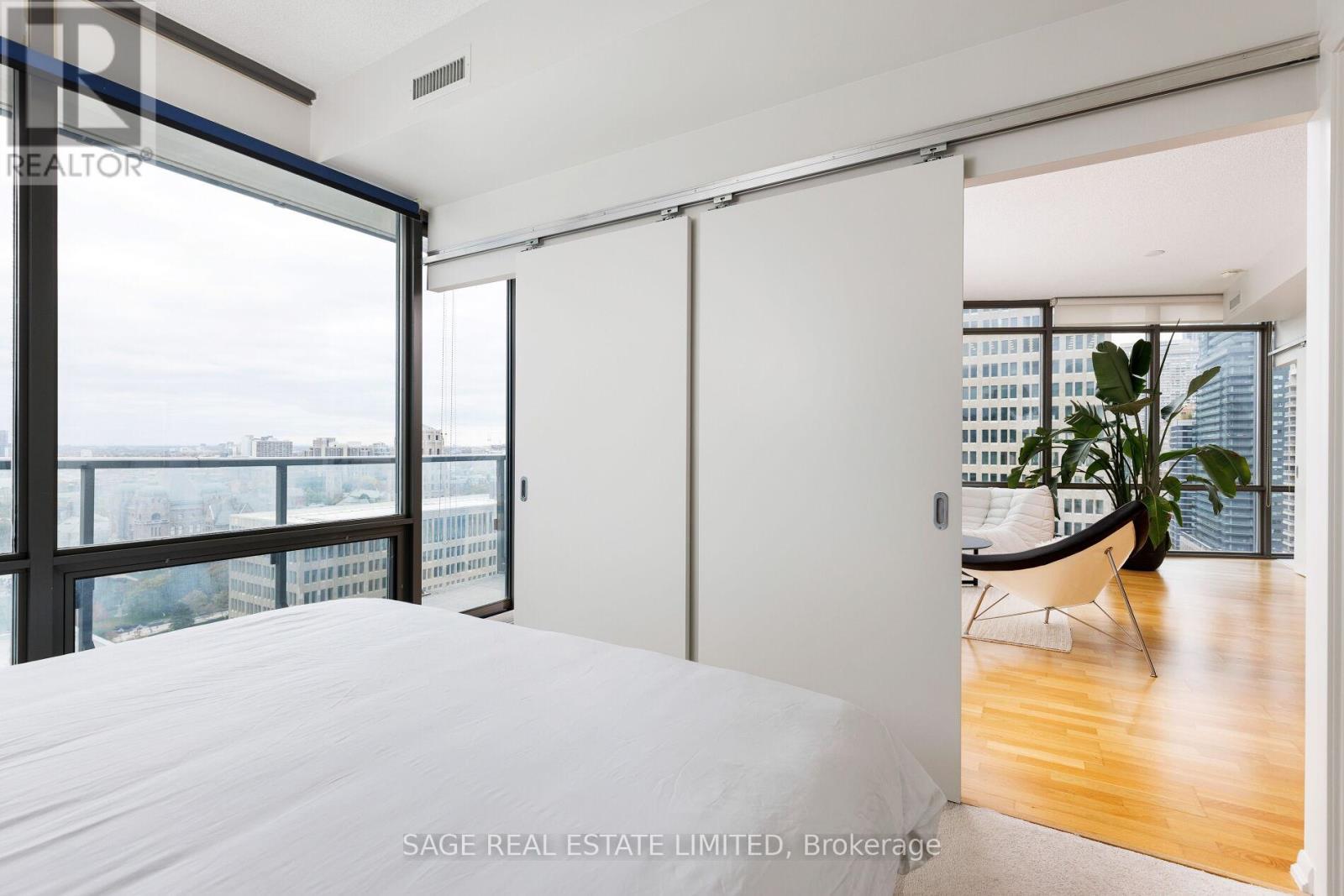 2103 - 832 Bay Street, Toronto, Ontario  M5S 1Z6 - Photo 26 - C12495378