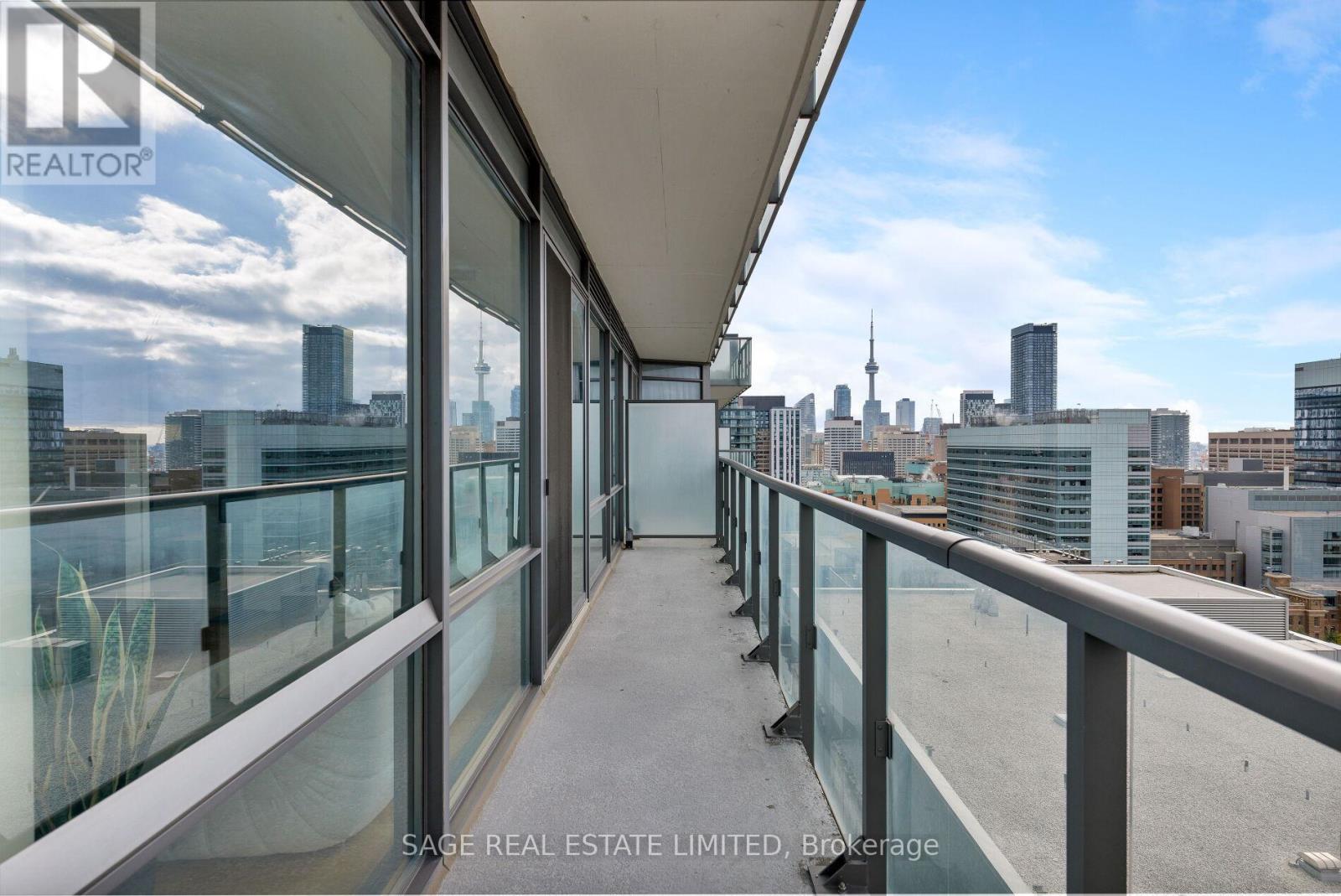 2103 - 832 Bay Street, Toronto, Ontario  M5S 1Z6 - Photo 8 - C12495378