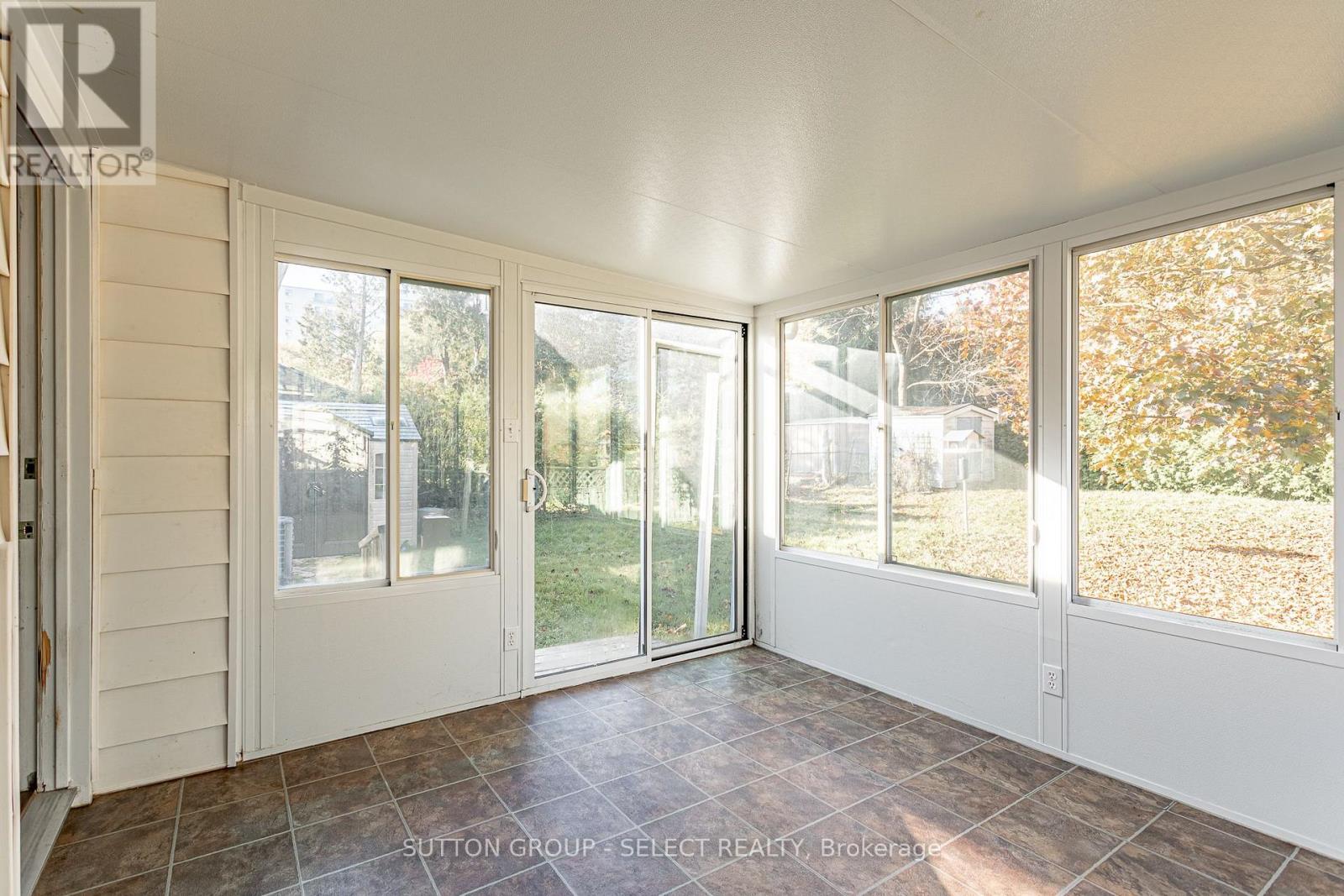 323 Base Line Road W, London South, Ontario  N6J 1W5 - Photo 15 - X12495560