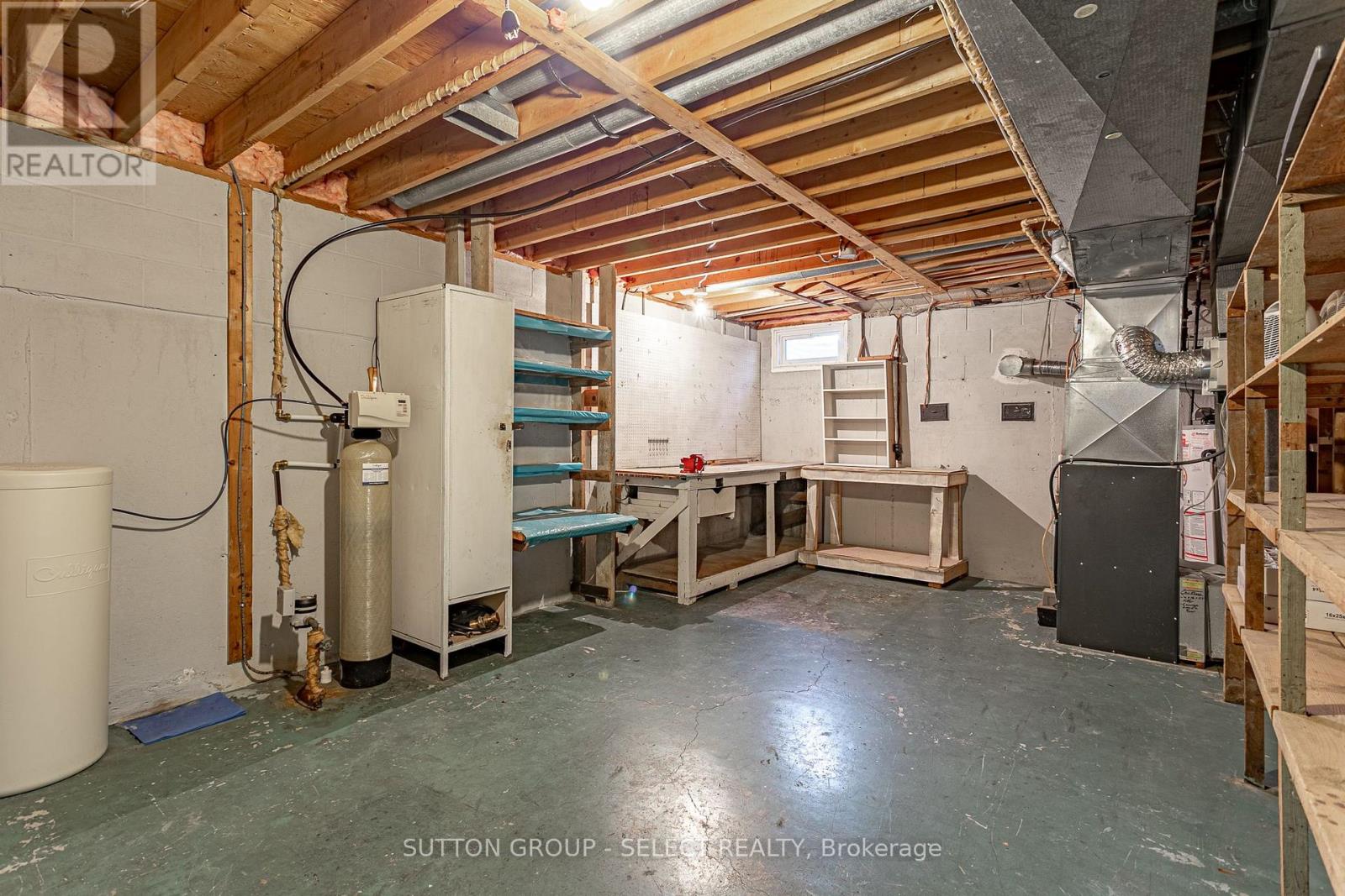 323 Base Line Road W, London South, Ontario  N6J 1W5 - Photo 28 - X12495560