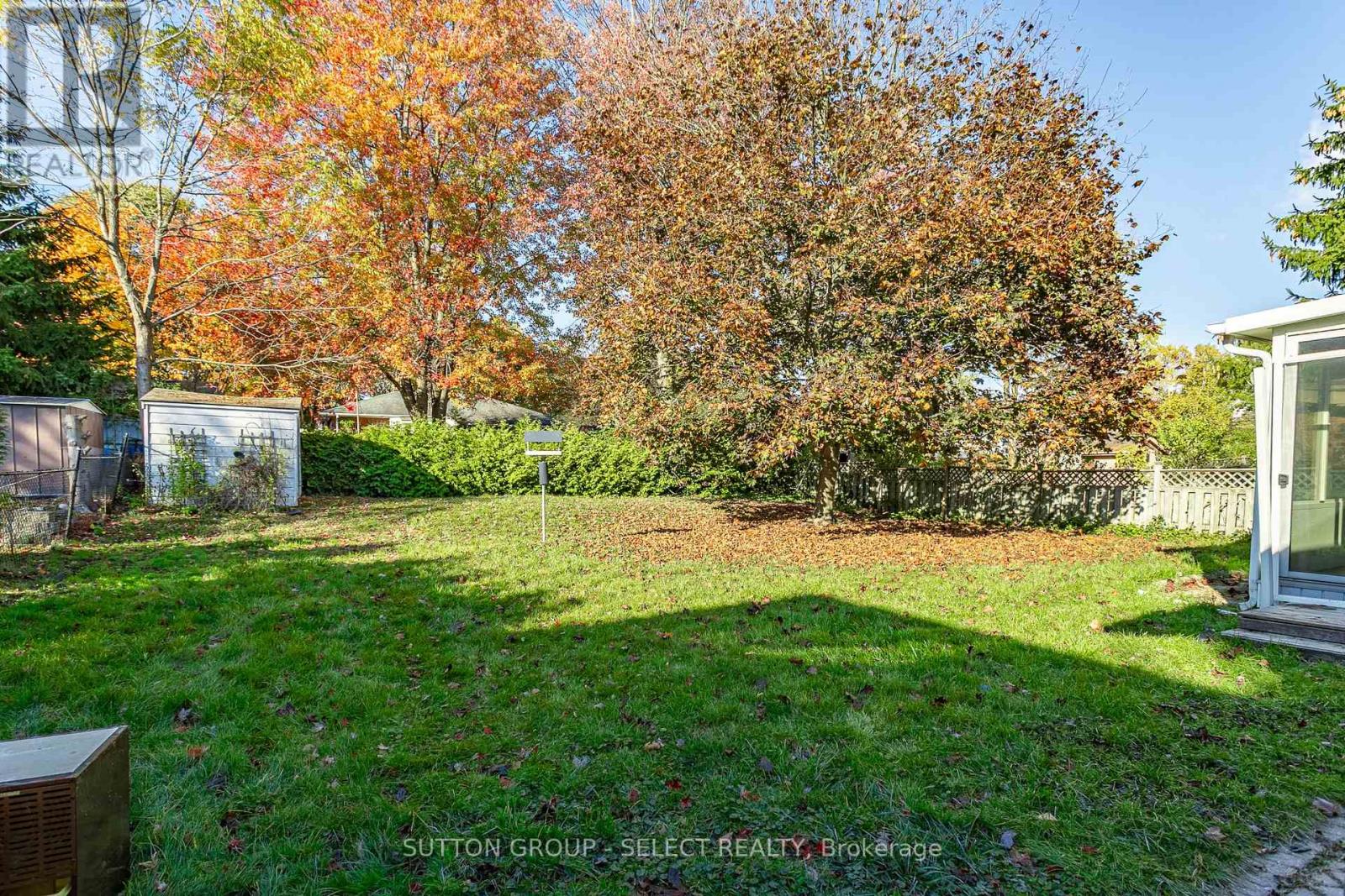 323 Base Line Road W, London South, Ontario  N6J 1W5 - Photo 32 - X12495560