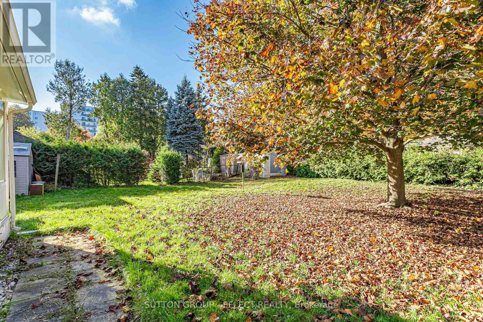 323 Base Line Road W, London South, Ontario  N6J 1W5 - Photo 35 - X12495560