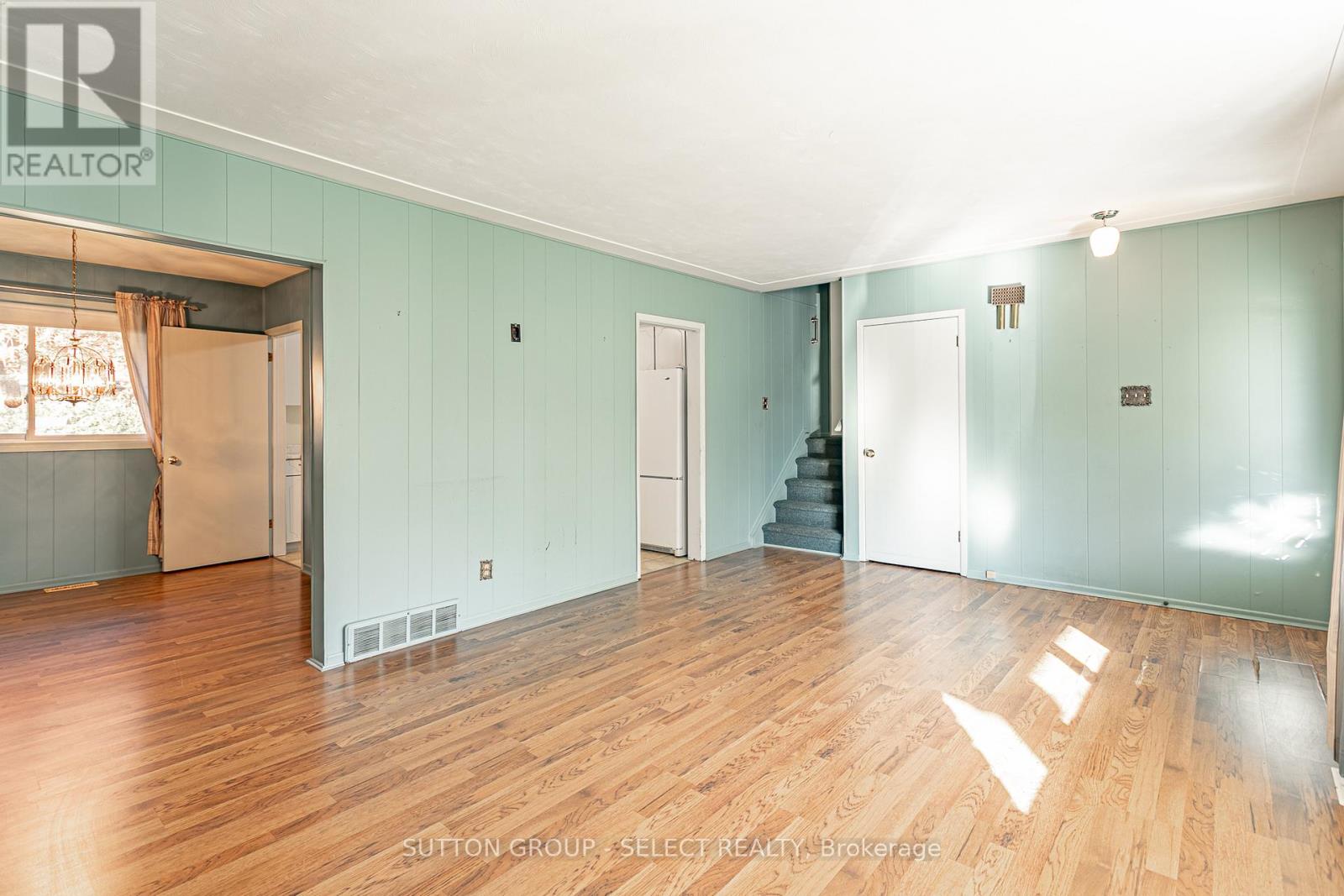 323 Base Line Road W, London South, Ontario  N6J 1W5 - Photo 6 - X12495560