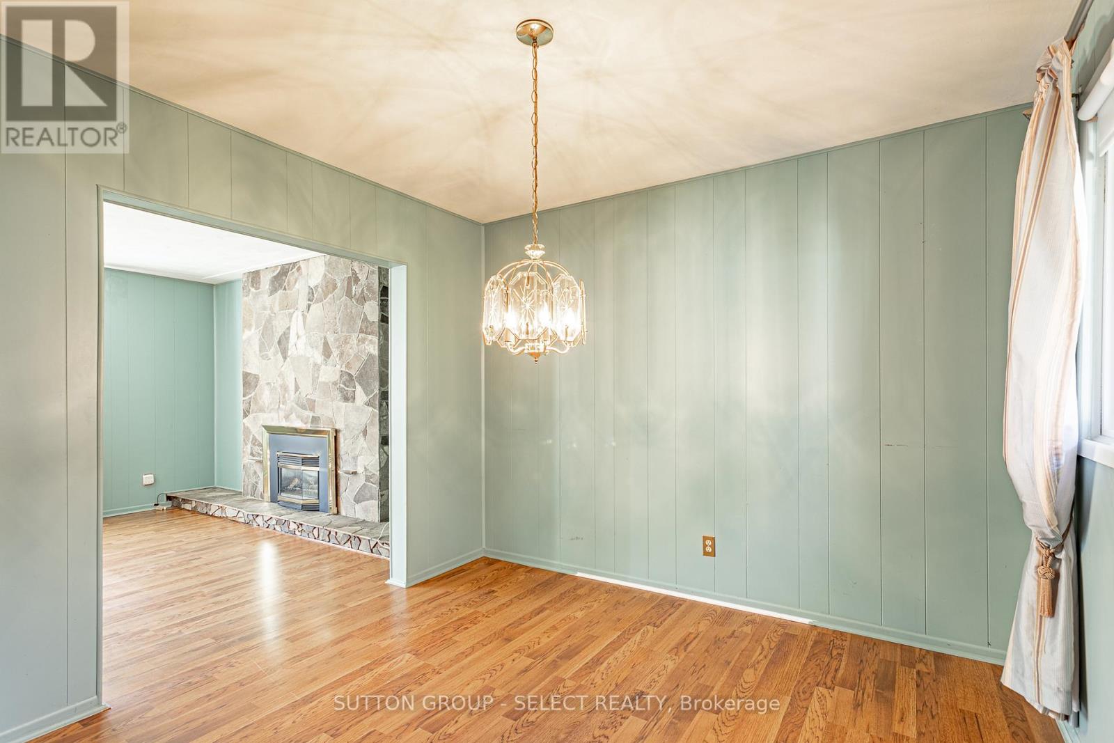 323 Base Line Road W, London South, Ontario  N6J 1W5 - Photo 8 - X12495560