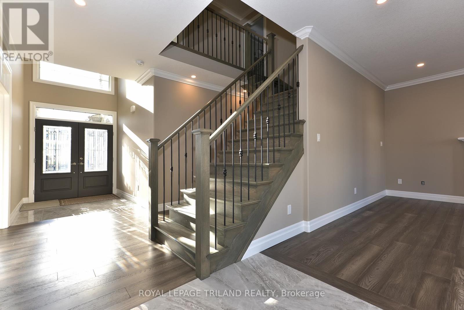 2274 Bakervilla Street, London South, Ontario  N6P 0E7 - Photo 2 - X12495574