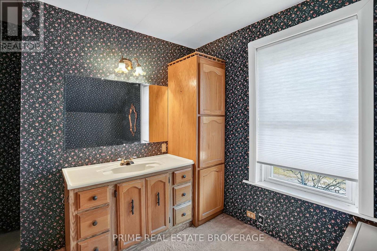 4626 Colonel Talbot Street, London South, Ontario  N6P 1E4 - Photo 32 - X12495672