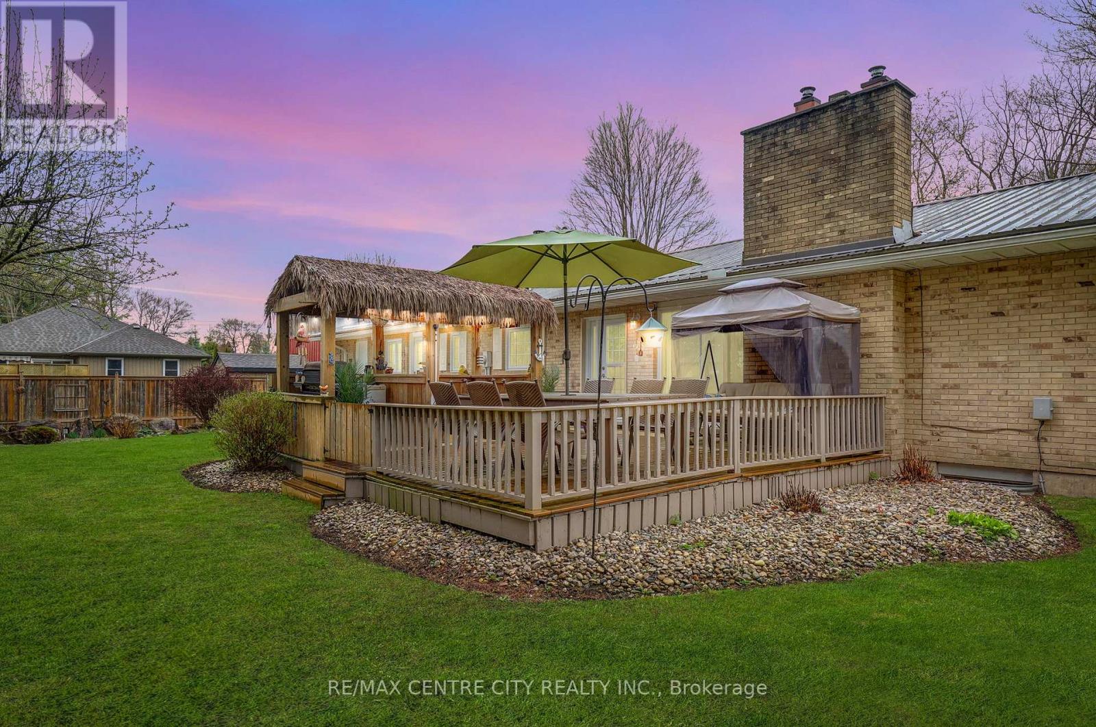 9255 West Street, Bayham (Straffordville), Ontario  N0J 1Y0 - Photo 2 - X12495674