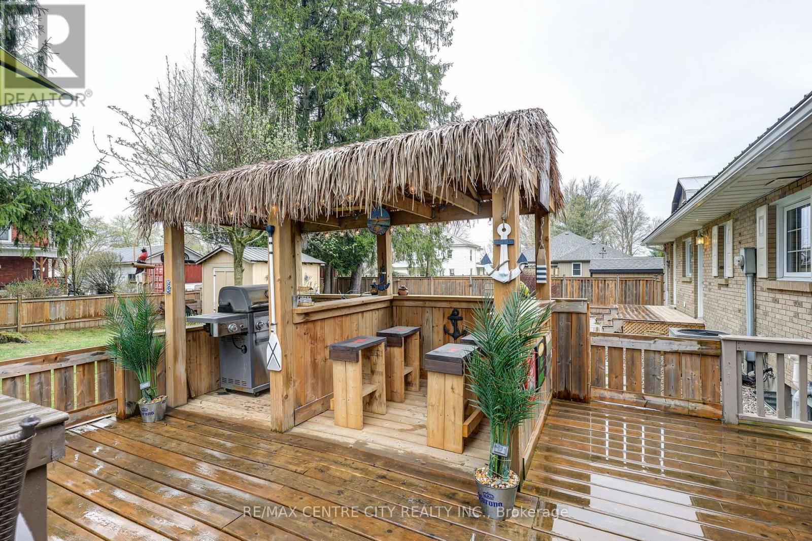 9255 West Street, Bayham (Straffordville), Ontario  N0J 1Y0 - Photo 28 - X12495674