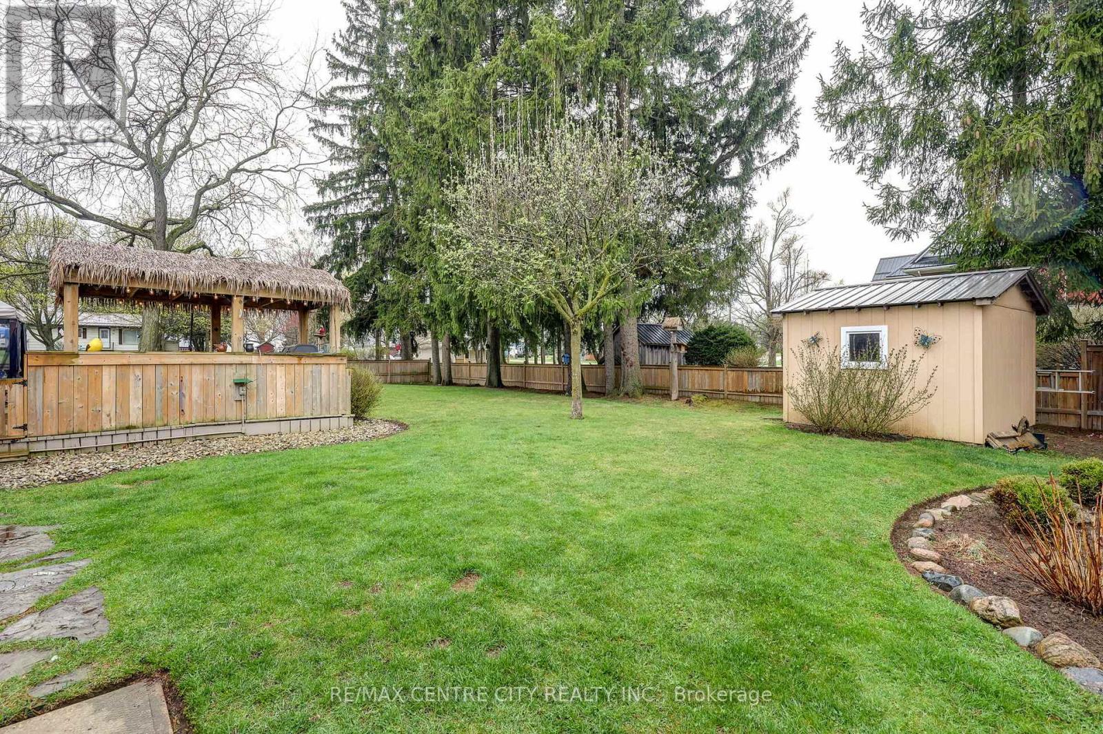 9255 West Street, Bayham (Straffordville), Ontario  N0J 1Y0 - Photo 30 - X12495674