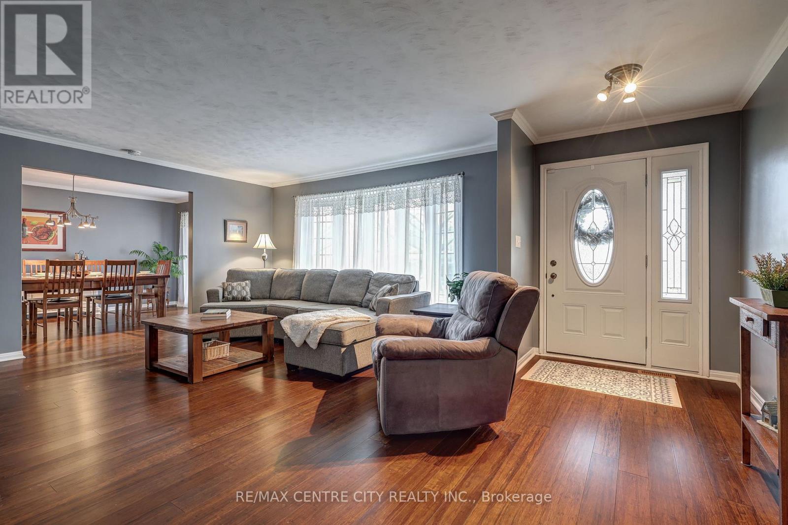 9255 West Street, Bayham (Straffordville), Ontario  N0J 1Y0 - Photo 4 - X12495674