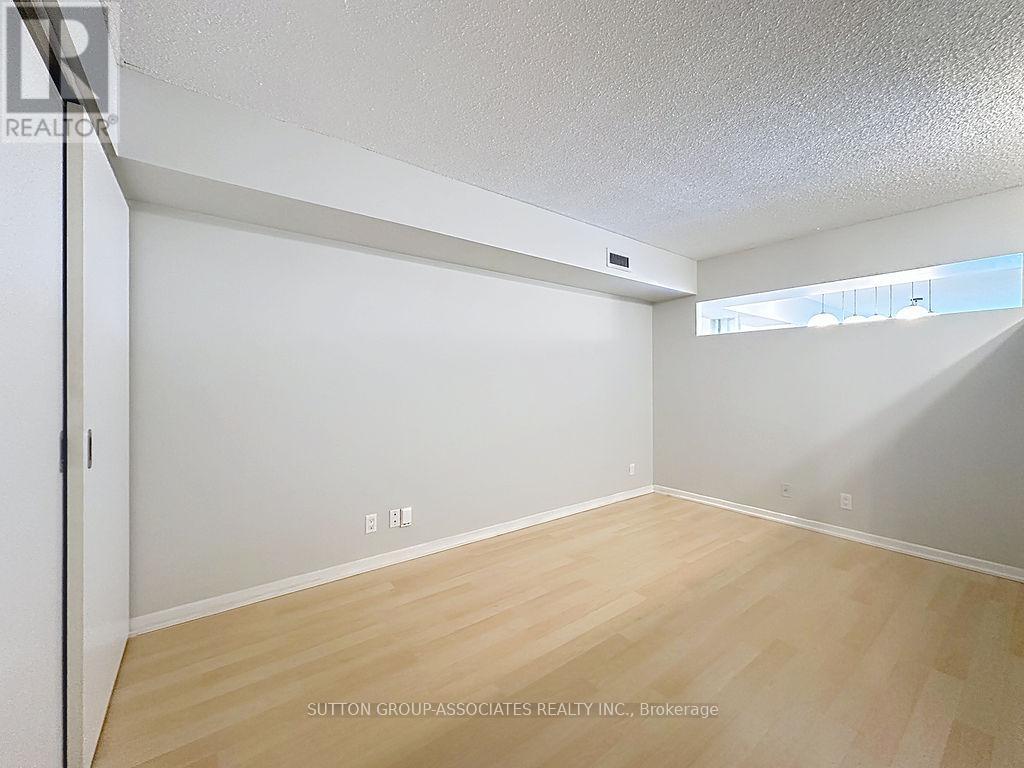 419 - 388 Richmond Street W, Toronto, Ontario  M5V 3P1 - Photo 16 - C12486788