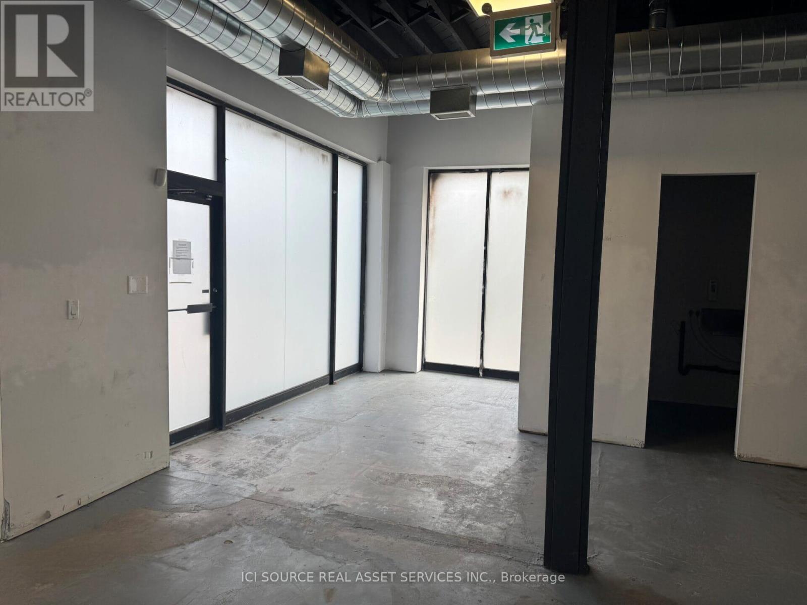 224 Bradford Street, Barrie, Ontario  L4N 3B6 - Photo 12 - S12489538