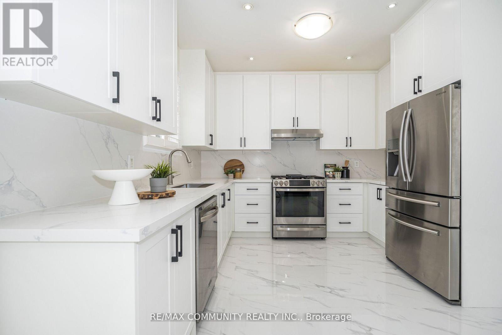 7 Cragg Crescent, Ajax (Northwest Ajax), Ontario  L1T 0E4 - Photo 22 - E12495300