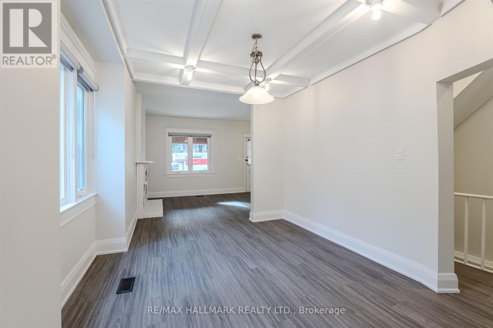 165 Wineva Avenue, Toronto, Ontario  M4E 2T5 - Photo 11 - E12495312