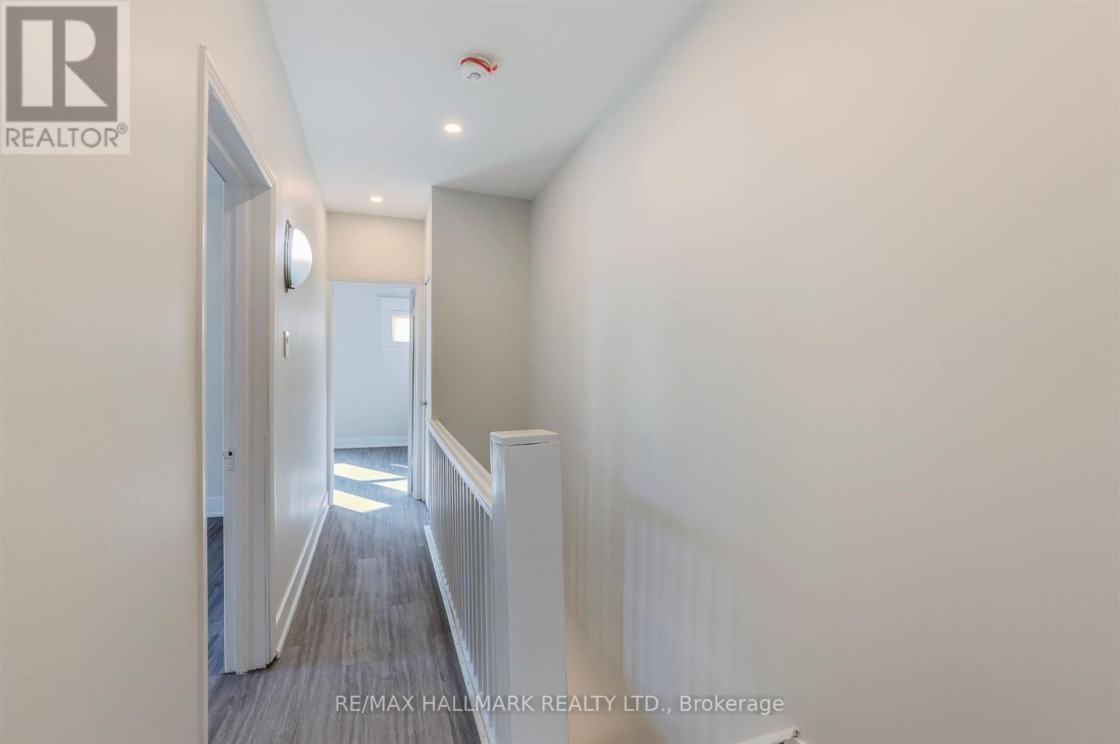 165 Wineva Avenue, Toronto, Ontario  M4E 2T5 - Photo 20 - E12495312