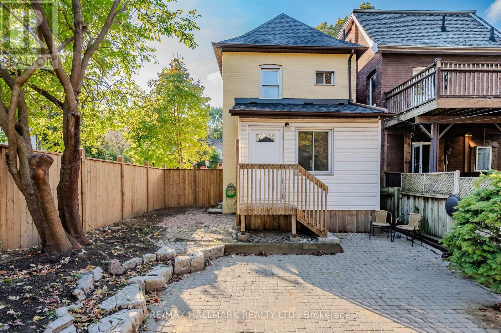 165 Wineva Avenue, Toronto, Ontario  M4E 2T5 - Photo 34 - E12495312