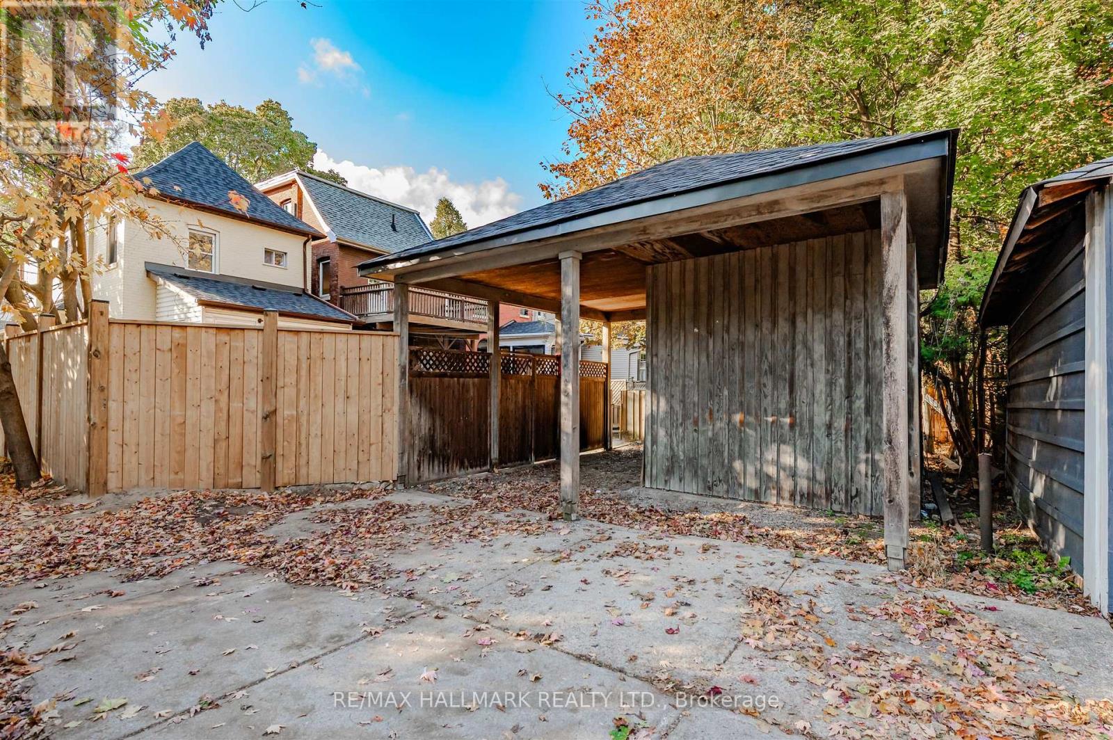 165 Wineva Avenue, Toronto, Ontario  M4E 2T5 - Photo 38 - E12495312