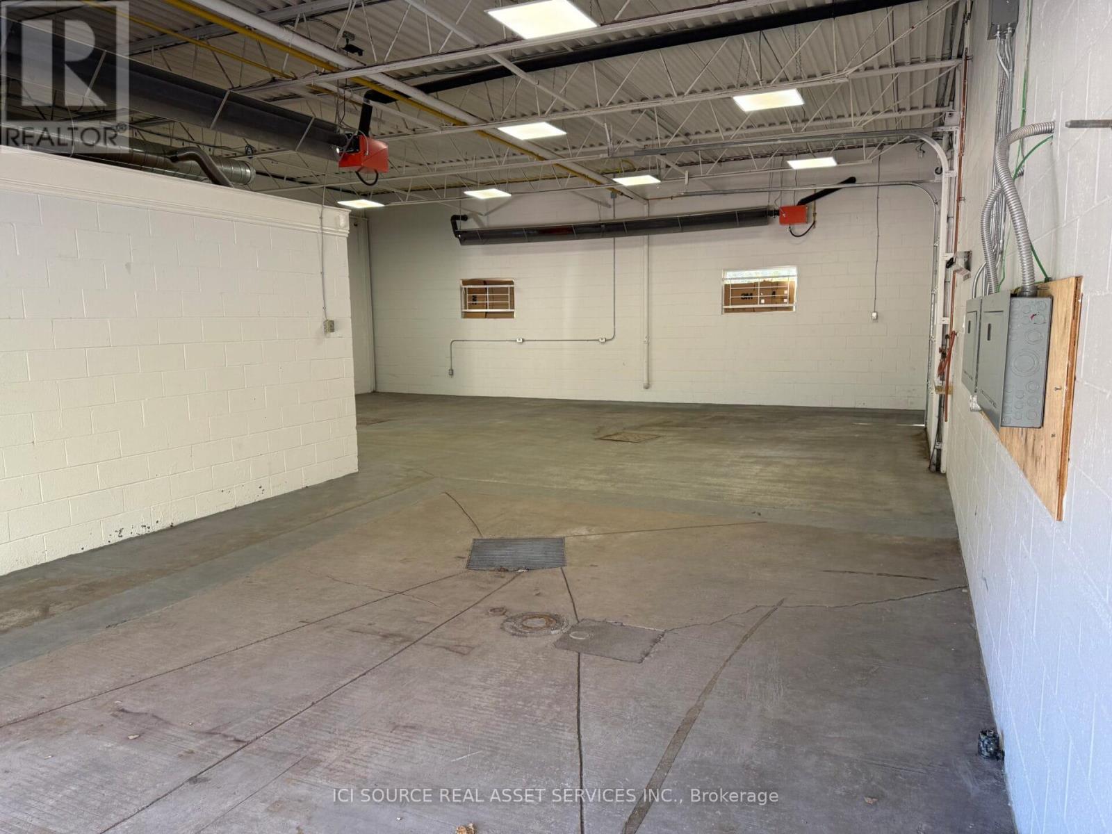 224 Bradford Street, Barrie, Ontario  L4N 3B6 - Photo 15 - S12489538