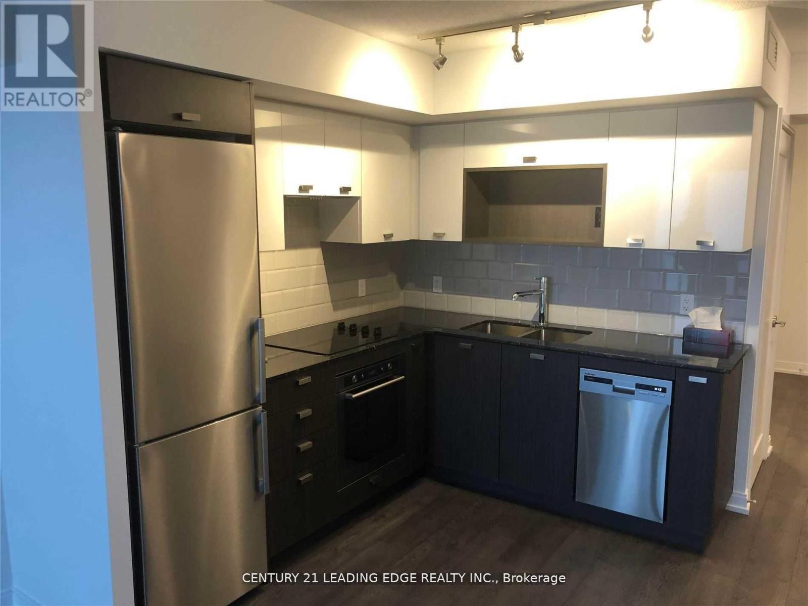 2225 - 275 Village Green Square, Toronto, Ontario  M1S 0L8 - Photo 2 - E12495322