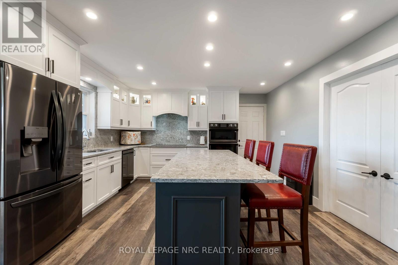 1523 Barron Road, Thorold, Ontario  L0S 1A0 - Photo 7 - X12495488