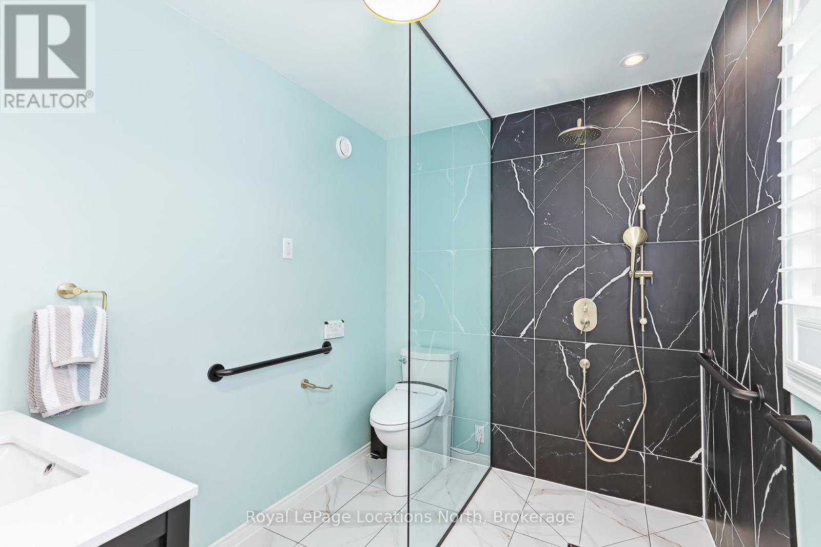 46 New York Avenue, Wasaga Beach, Ontario  L9Z 3A8 - Photo 23 - S12495386