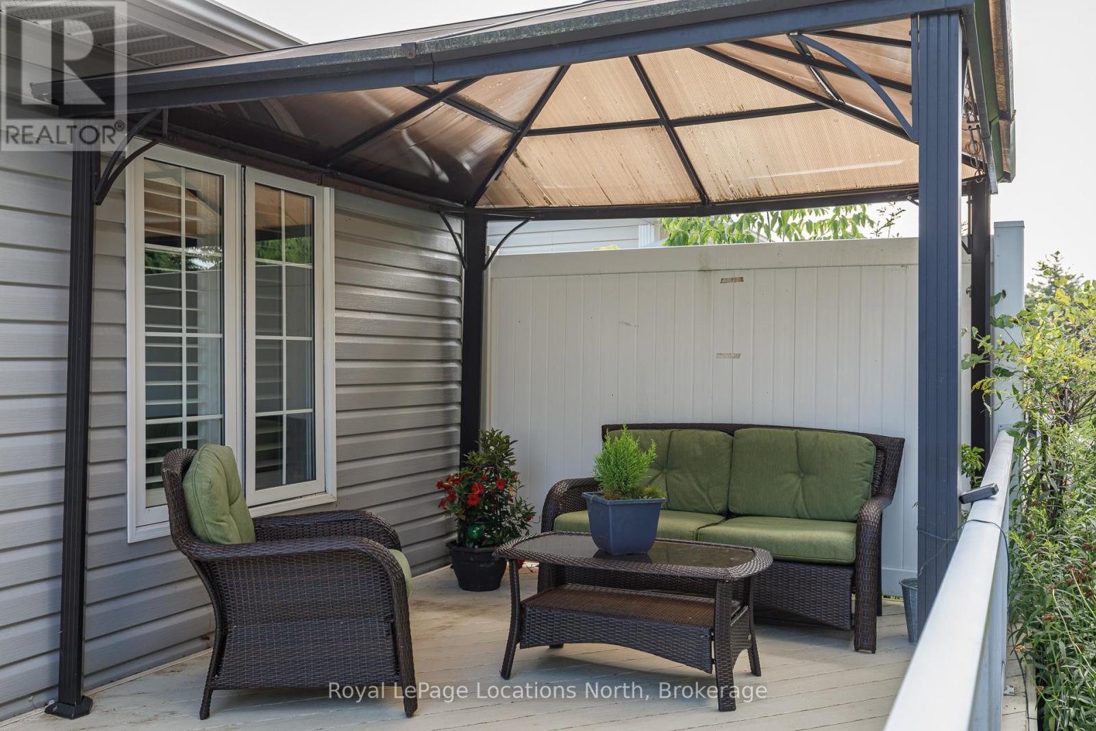 46 New York Avenue, Wasaga Beach, Ontario  L9Z 3A8 - Photo 32 - S12495386