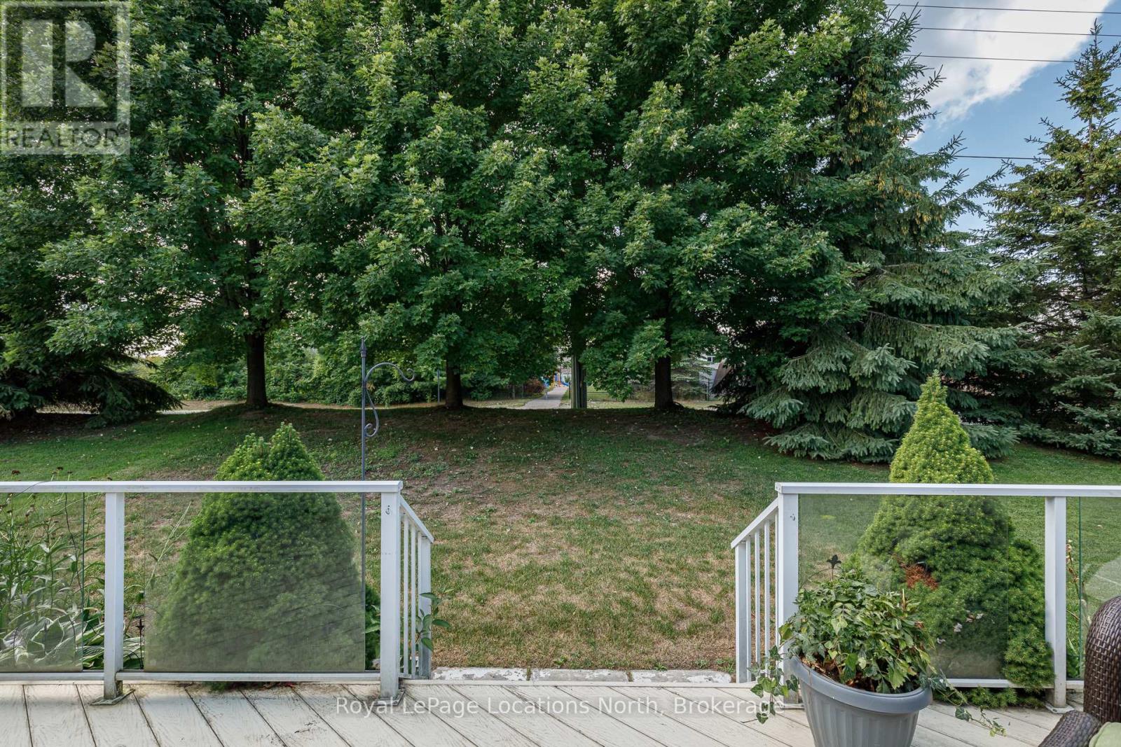 46 New York Avenue, Wasaga Beach, Ontario  L9Z 3A8 - Photo 34 - S12495386