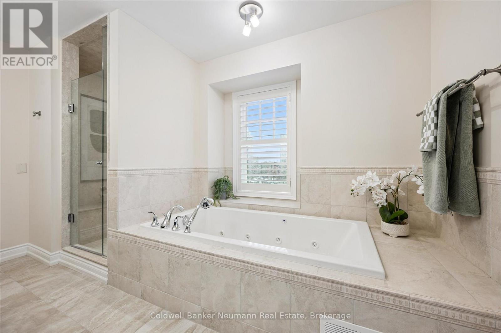 10 - 2061 Maria Street, Burlington (Brant), Ontario  L7R 0B5 - Photo 28 - W12495382