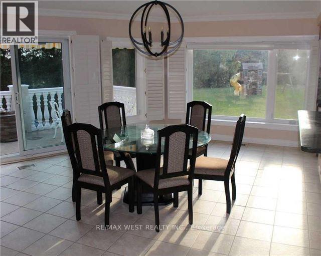 90 Stephanie Boulevard, Vaughan, Ontario  L4L 1A6 - Photo 12 - N12495344