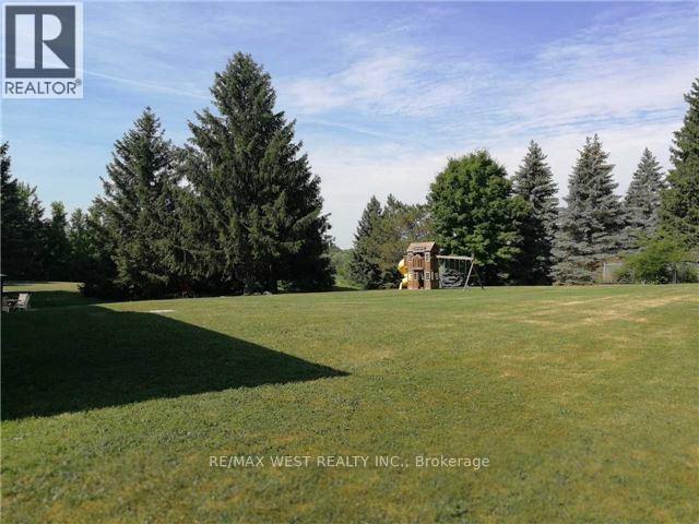 90 Stephanie Boulevard, Vaughan, Ontario  L4L 1A6 - Photo 3 - N12495344