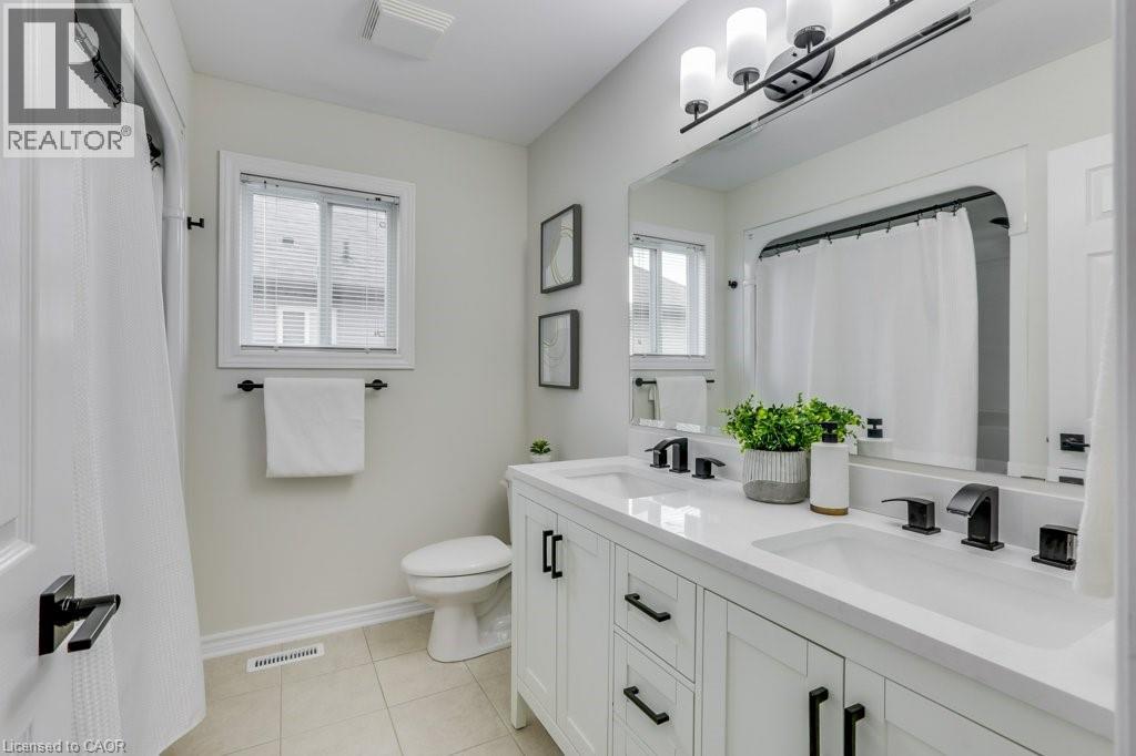 Photo 26 of 37 for 3240 Paulpeel Avenue