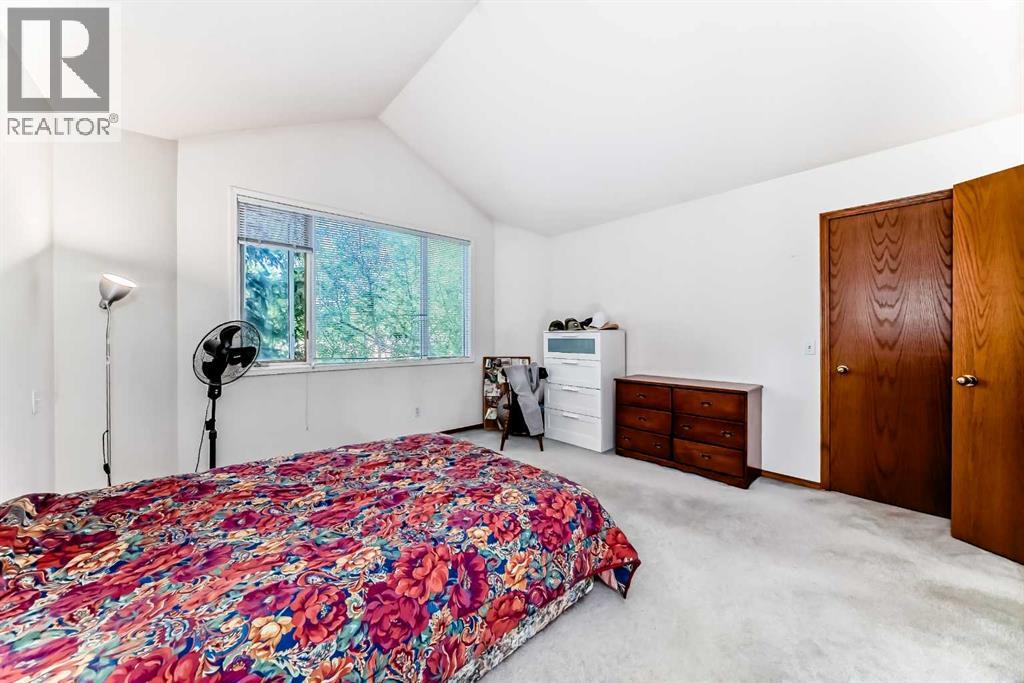 12 Stradwick Rise Sw, Calgary, Alberta  T3H 3H1 - Photo 22 - A2232962