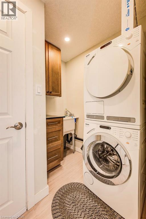 558 Sprucehill Avenue, Waterloo, Ontario  N2L 4V7 - Photo 30 - 40769420