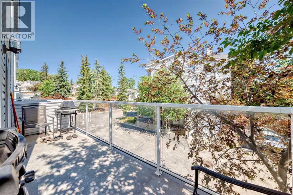 12 Stradwick Rise Sw, Calgary, Alberta  T3H 3H1 - Photo 10 - A2232962