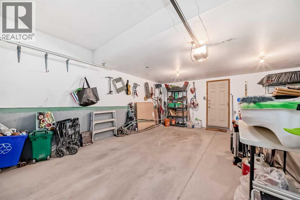 12 Stradwick Rise Sw, Calgary, Alberta  T3H 3H1 - Photo 32 - A2232962