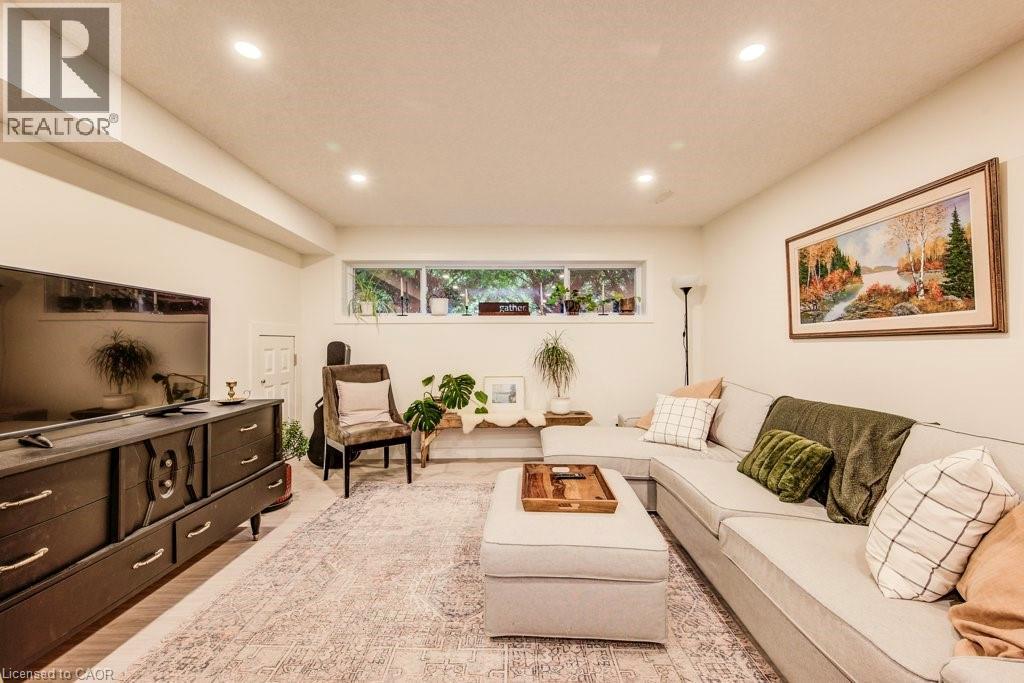 558 Sprucehill Avenue, Waterloo, Ontario  N2L 4V7 - Photo 26 - 40769420