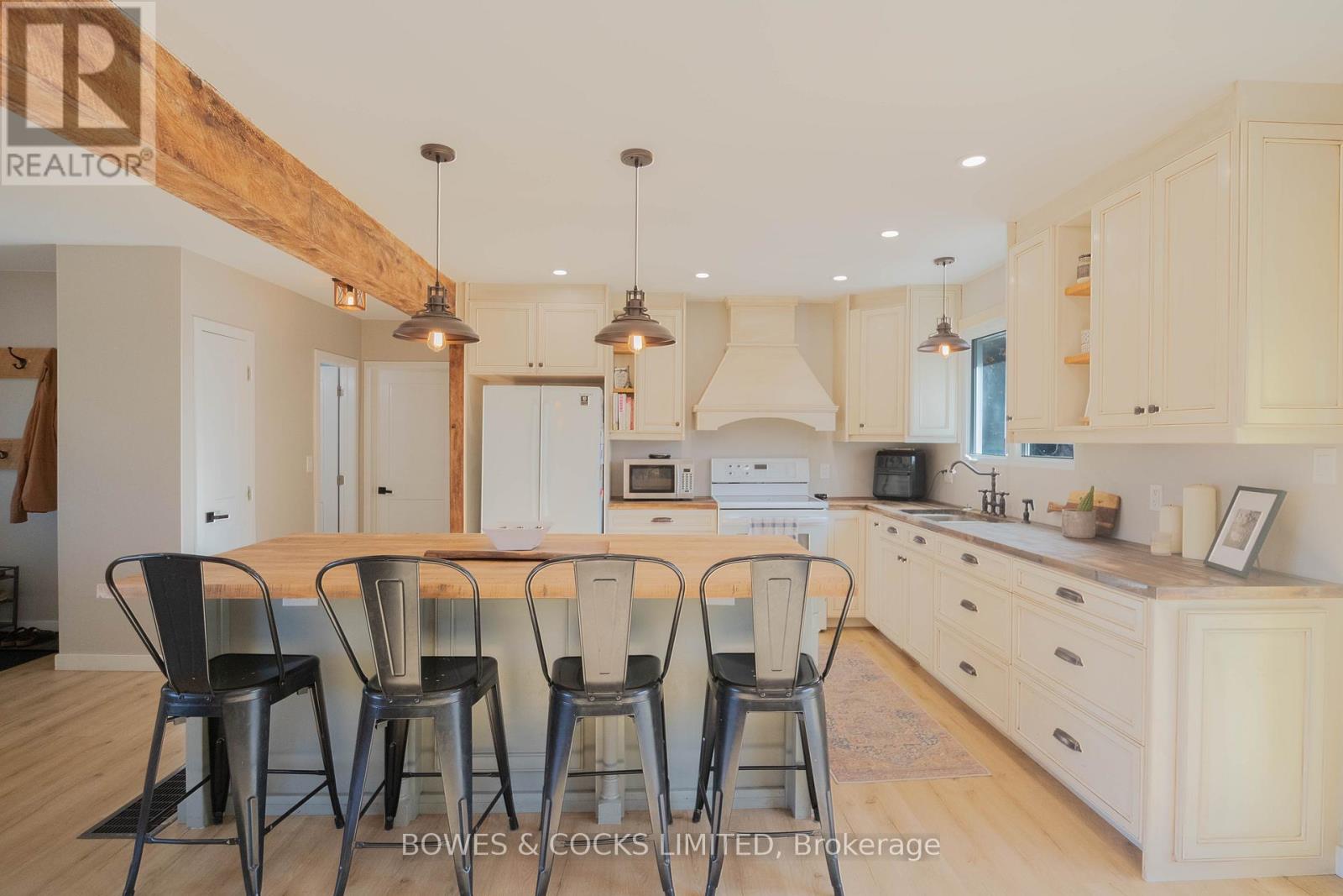 159 South Baptiste Lake Road, Hastings Highlands (Herschel Ward), Ontario  K0L 1C0 - Photo 5 - X12495392